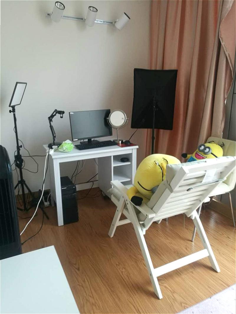 想签主播先到指定医院高价整形 直播公司是啥"托"?