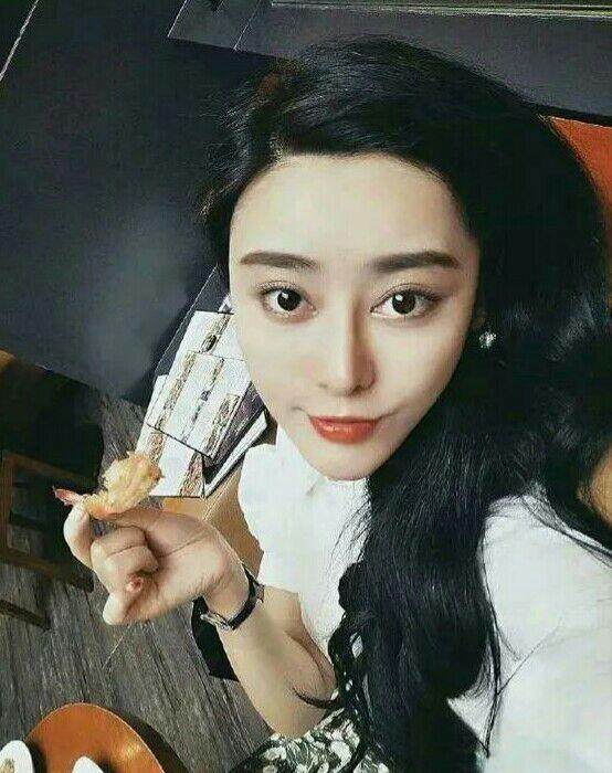 除了郑爽范冰冰热巴的替身也吸粉