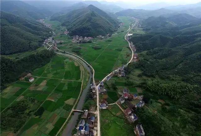 開化縣桐村鎮華山村