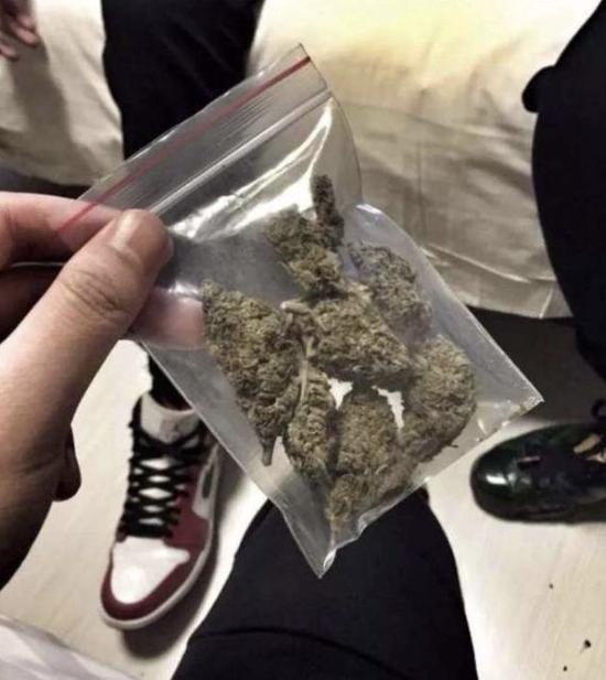 pgone恐怕连美国也不能去了:曾在网上晒疑似大麻