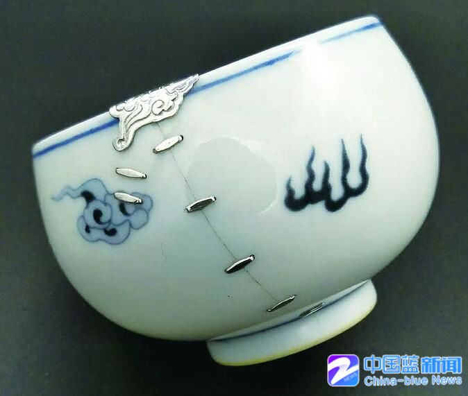 常活,即为曾经与千家万户生活息息相关的锔盆,锔碗,锔大缸;细活,便是