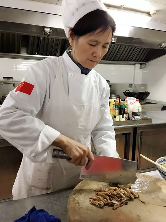 杭州第一个女厨师长烧的菜 你吃过吗?