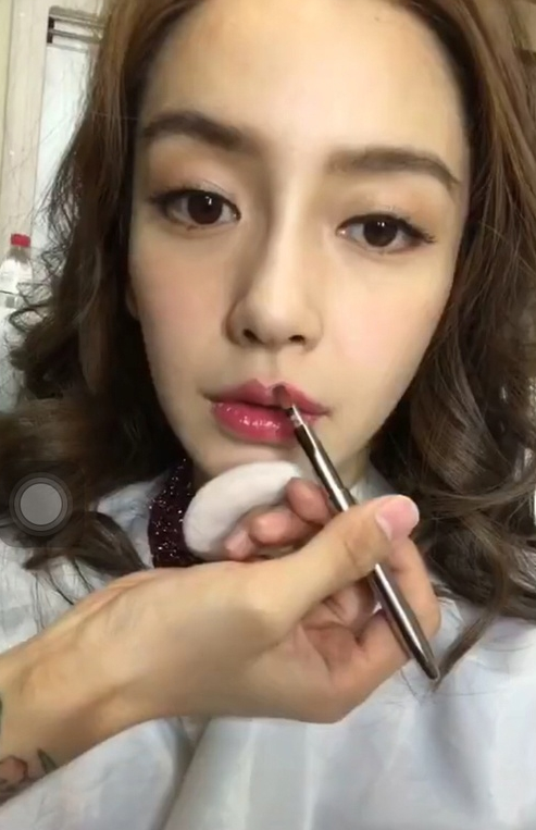 angelababy化妆后