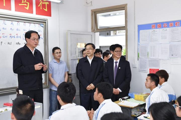 浙江代表团赴贵州学习考察 车俊孙志刚谌贻琴出席座谈会_新蓝网