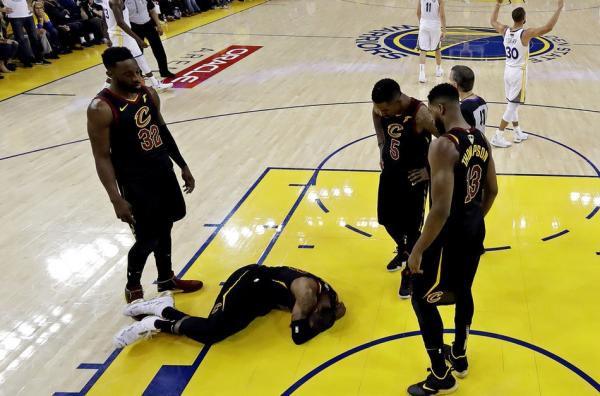 比赛输了 但总决赛mvp能颁给詹姆斯吗