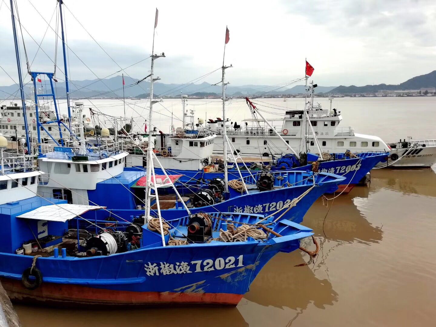 【8月12日 10:50】台州5204搜渔船已回港避风