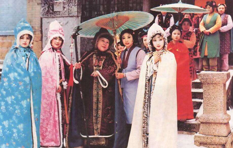 87版《红楼梦》演员的今昔对比照 谁的变化最大?