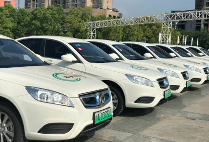 共享汽车登陆宁波 每公里1元 每分钟1毛 你愿意租么?