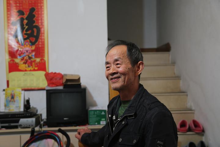 温岭核发全国第一份个体户营业执照!