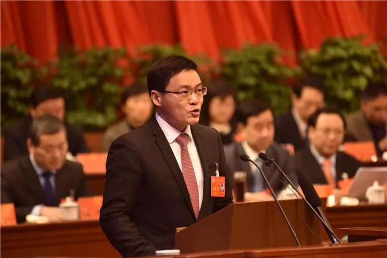 余姚市十七届人大三次会议隆重开幕