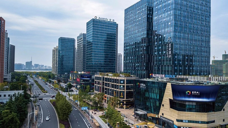 还有滨江第一个银泰!星耀中心盛大启幕