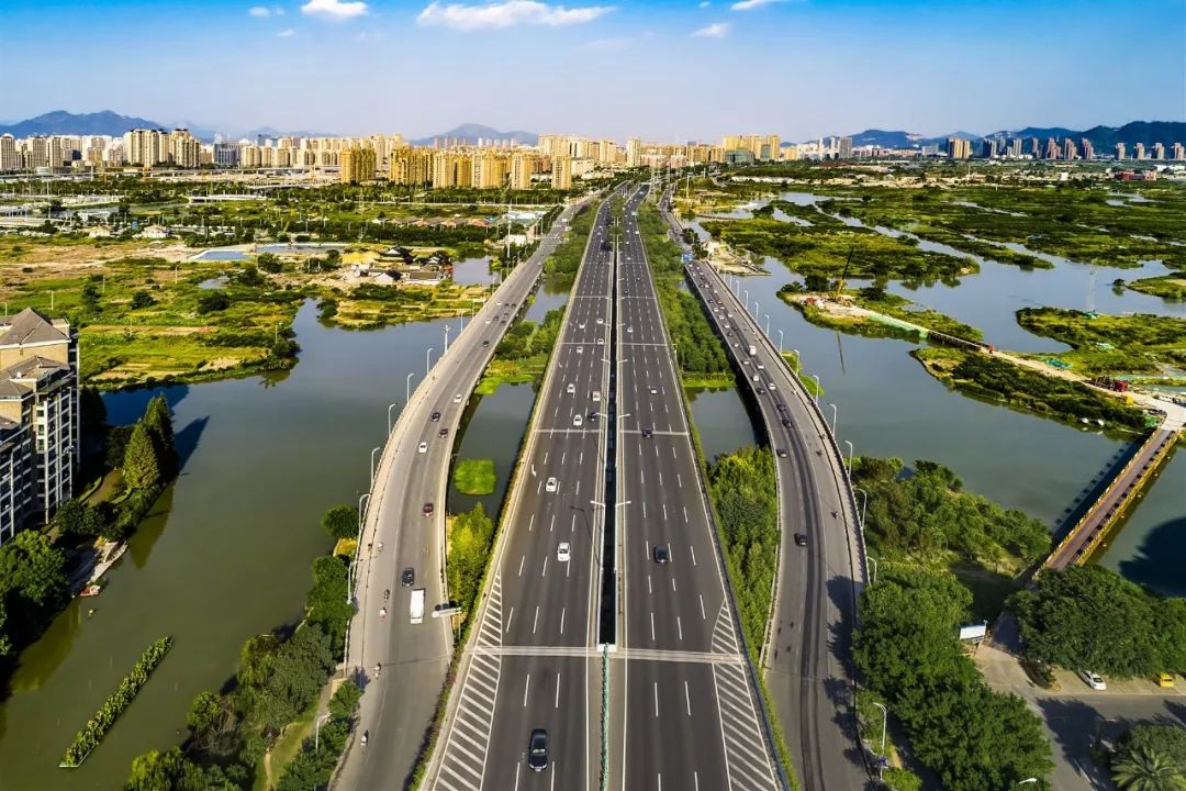 "大干交通 干大交通"主题摄影作品评选结果出炉