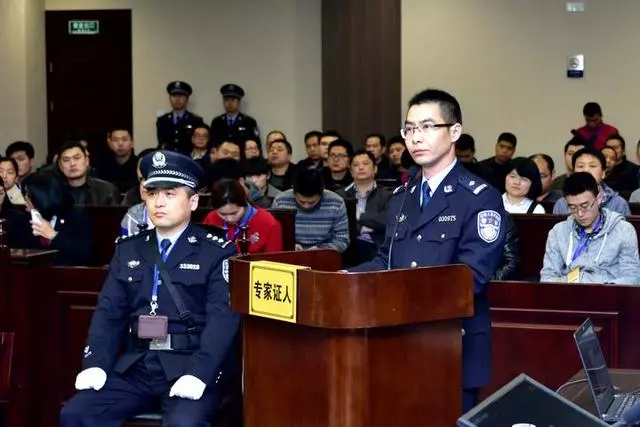 现年41岁的罗良鸣是温州市公安局刑侦支队(刑科所)法医dna检验室副