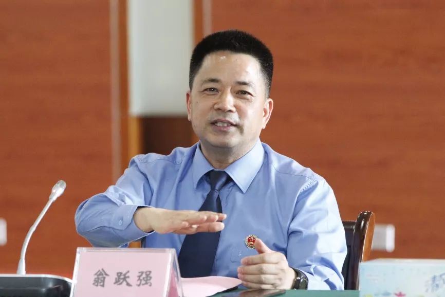 激扬青春,向梦想前行!