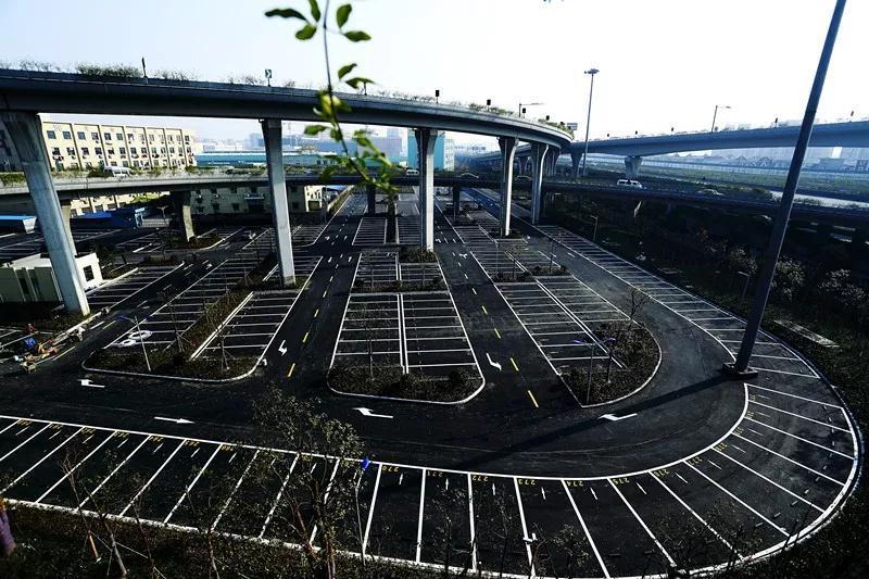 治堵在线丨望秋立交桥下停车场提前建成,更多项目建设中.