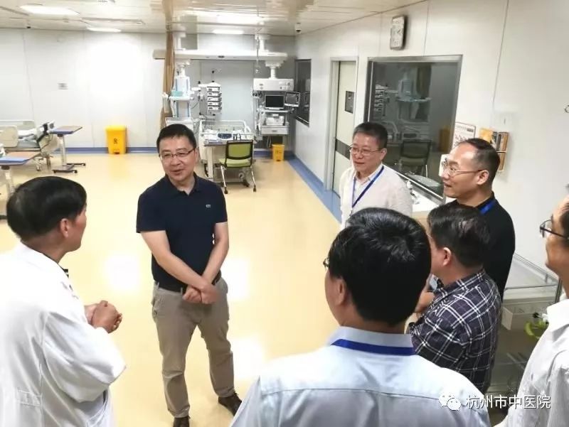 杭州市卫健委党委委员副主任应旭旻调研丁桥院区