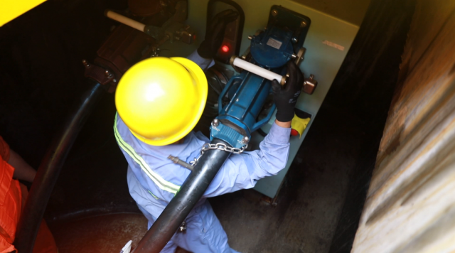 宁波舟山港梅山港区首套高压岸电系统接船成功