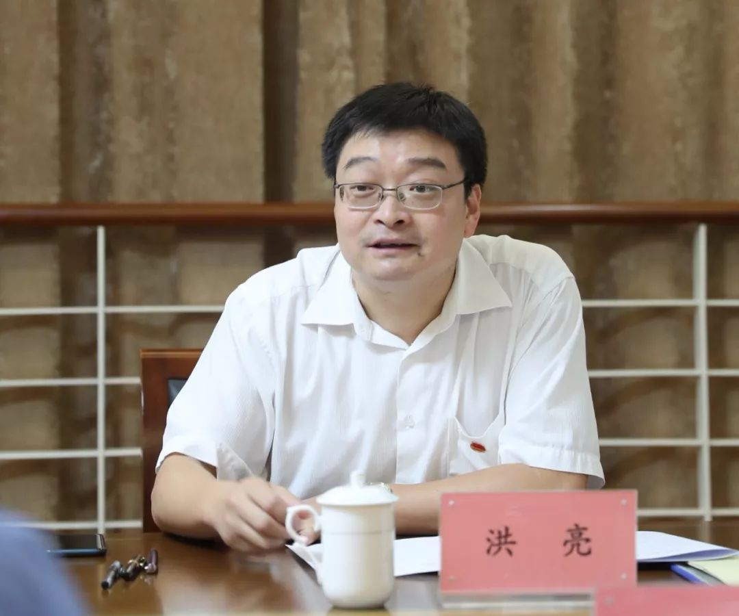 团中央维护青少年权益部副部长洪亮一行来鄞调研