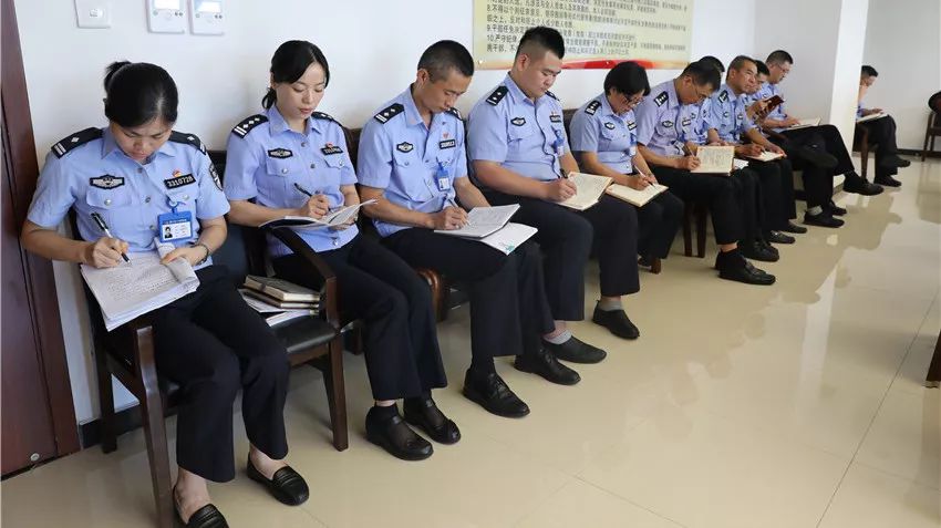 主题教育浙江省十里坪监狱召开不忘初心牢记使命主题教育专题学习研讨