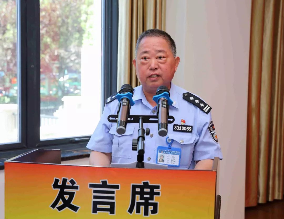 主题教育浙江省十里坪监狱开展不忘初心牢记使命主题教育暨退役军人话
