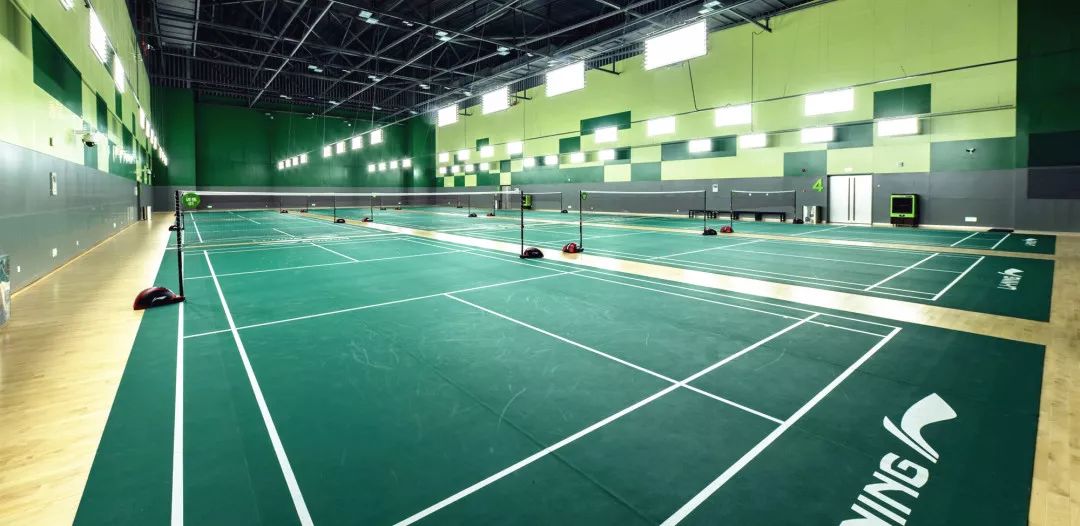 羽毛球馆订场价格