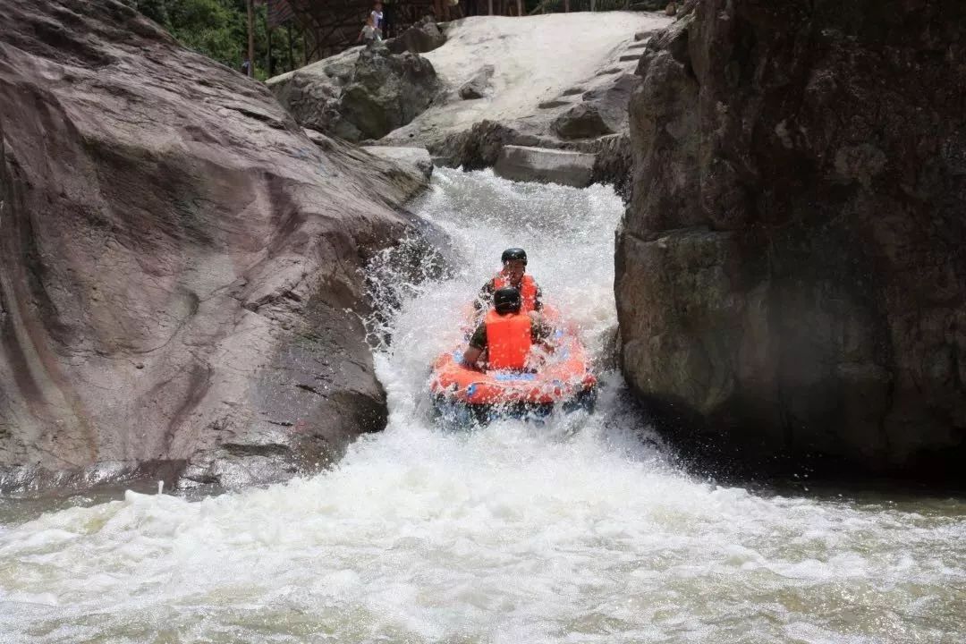 峡谷探幽之路位于古城街道,江南街道,尤溪镇.主路全长约30.