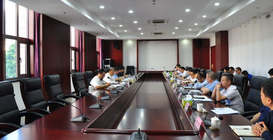 省人社厅党组副书记,副厅长刘国富来温调研人社工作