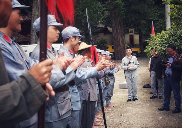 纪录片《挺进师》今晚开播,"战神"粟裕的扮演者竟然是他