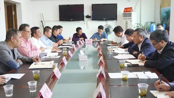 市政协秘书长郑利剑,副秘书长,研究室主任阙忠东等参加.