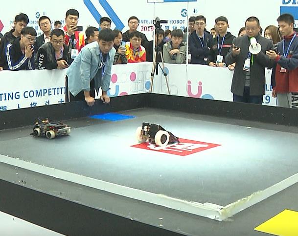 以武会友!中国智能机器人格斗大赛在余杭开赛