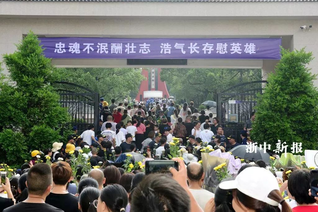 湖州中院院长李章军担任审判长当庭宣判湖州首例侵害烈士名誉权民事