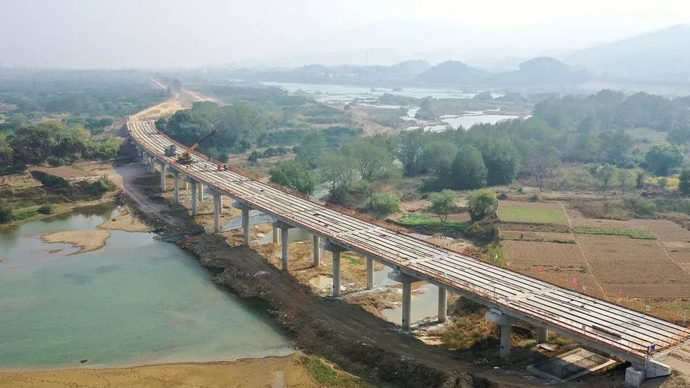 衢州市沿江公路工程(常山段):全线已贯通