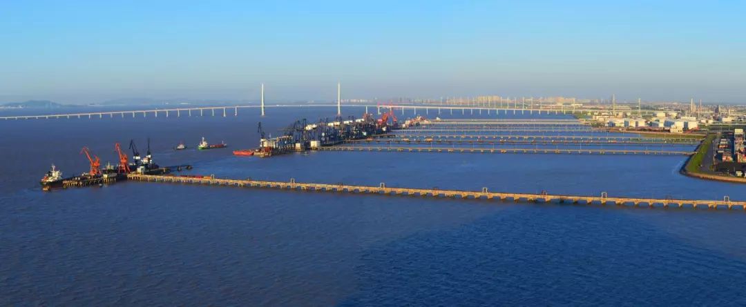 嘉兴港乍浦港区展新姿 传承"建港精神",港口从无到有