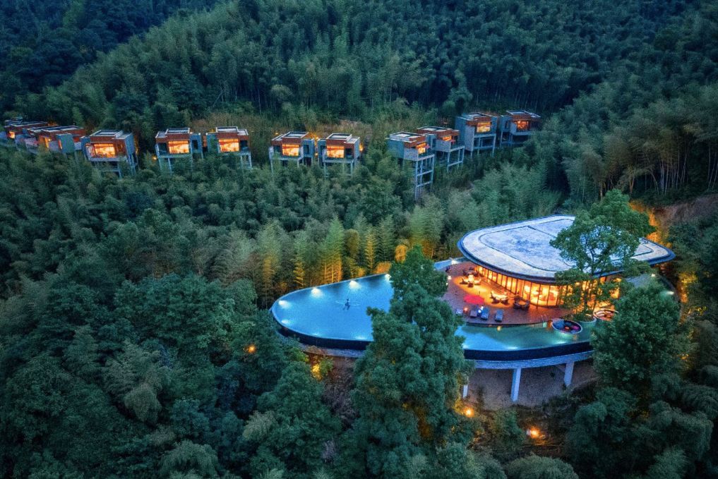 它是吉合睦(ghm)旗下的成熟高端品牌,该品牌由 安缦创始人,安麓联合