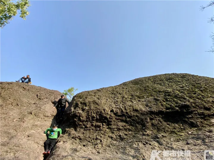 蛤蟆峰,初阳台 还是?